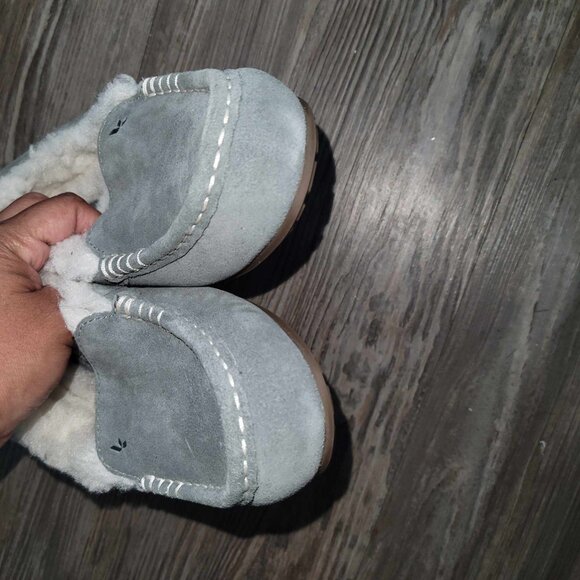 Koolaburra by UGG Women's Lezly Slip On Shoes - Picture 2 of 4